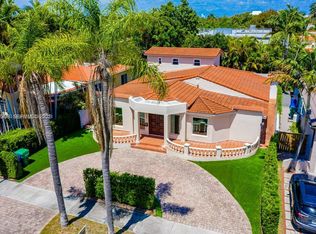 Parkway, Miami, FL 33145