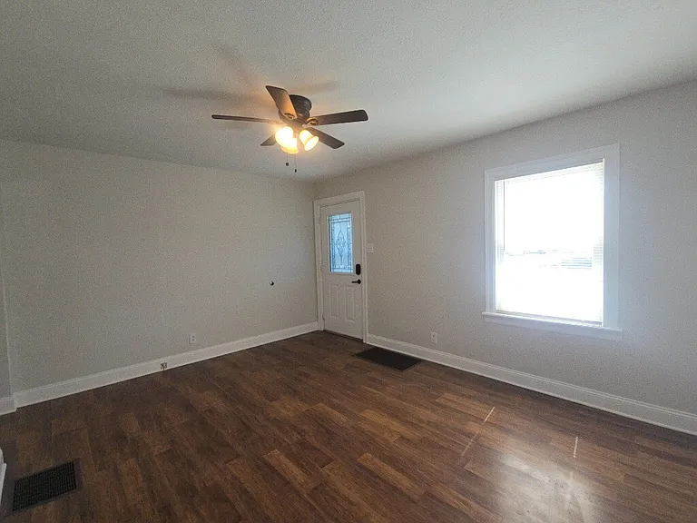 4556 Kugler Mill Rd — Photo 14