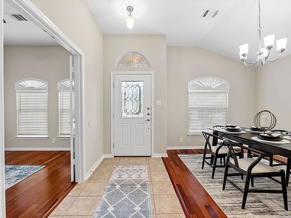 5th image of 7814 LACEY OAK CV