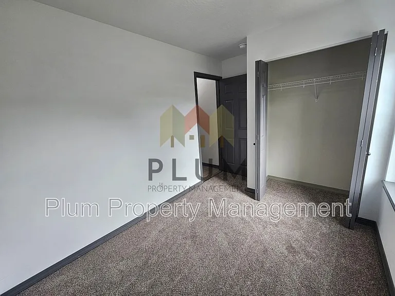 1314 Bulwer St — Photo 23