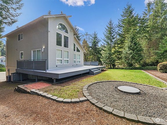 2nd image of 10904 Pioneer Drive