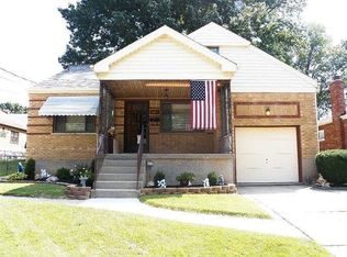 1470 Beechmeadow Ln, Cincinnati, OH 45238