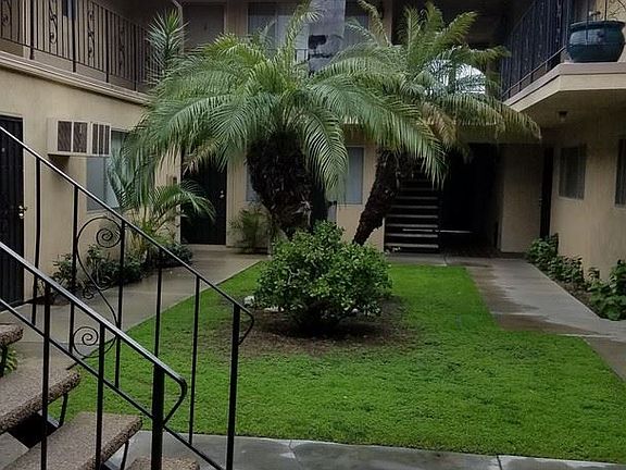 5th image of 12132 Downey Ave APT 103
