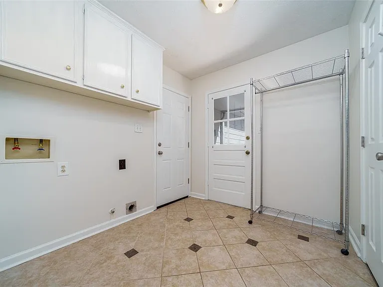 11602 Jaycreek Dr — Photo 12