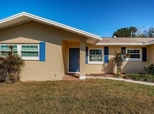 14025 Yacht Club Blvd, Seminole, FL 33776