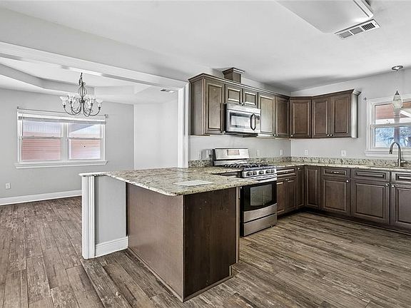 5th image of 23312 Blood River Rd