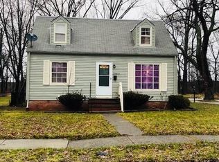 20617 Hansen Rd, Maple Heights, OH 44137