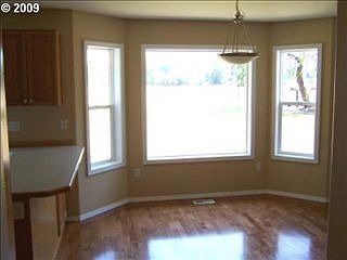 4th image of 18307 NE 167th Ave