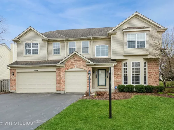 2269 Moser Ln, Algonquin, IL 60102