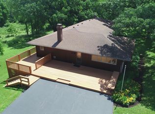 792 E Lightsville (4.5acres+/-) Rd, Leaf River, IL 61047