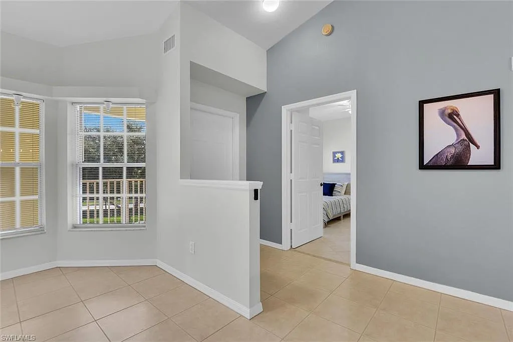 2 bed, 2.0 bath, 1000 sqft, $6,500 — Photo 2