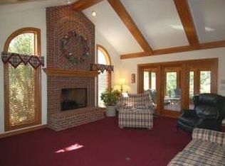31048 W Chequamegon Dr, Hartland, WI 53029