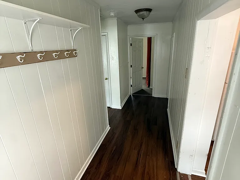 328 W Church St — Photo 5
