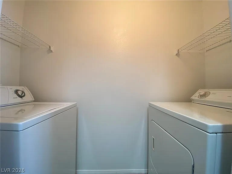 8555 W Russell Rd #2106 — Photo 8