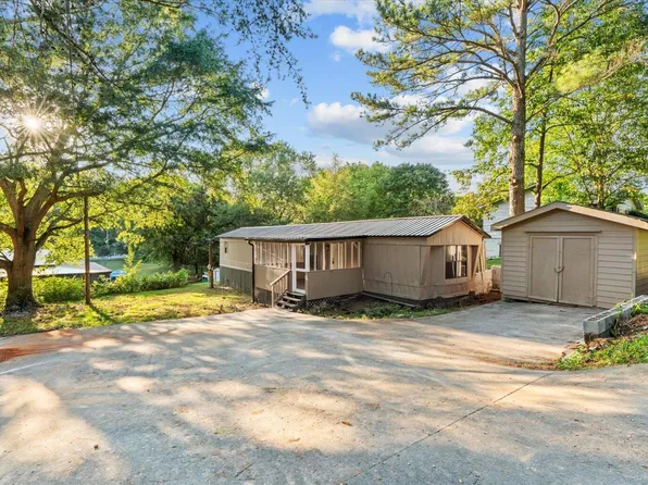1816 Malone Dr, Dalton, GA 30720