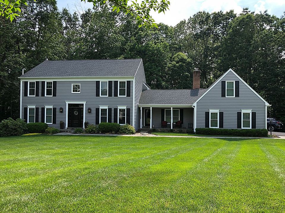 1st image of 2820 Berryland Dr