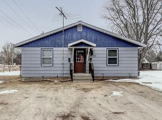 1206 37th Ave, Menominee, MI 49858