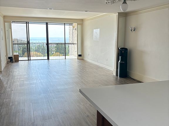 5th image of 2500 Torrey Pines Rd #708