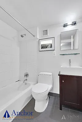 Rented by Anchor Associates | media 15