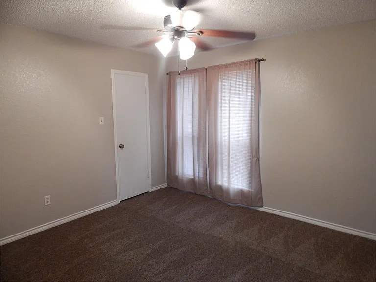 4503 River Oaks Dr — Photo 22