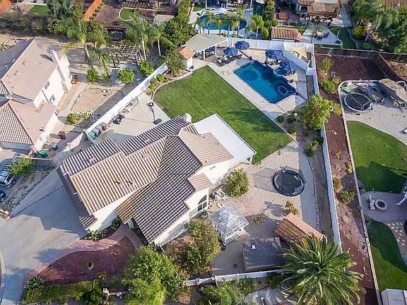 3rd image of 25443 Lavender Cir