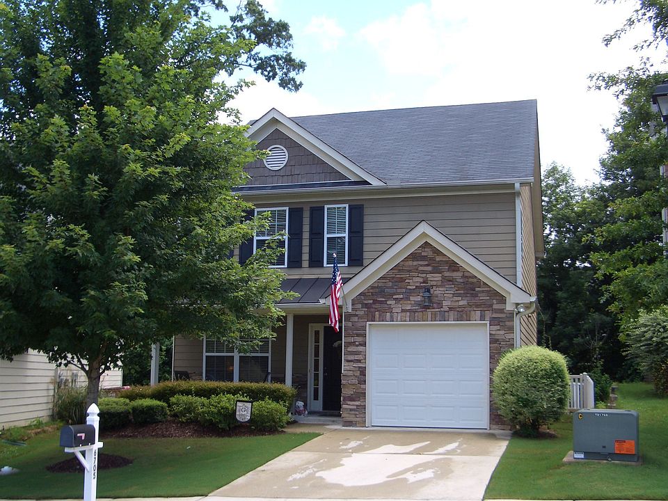 Level Lot ! Fenced !  