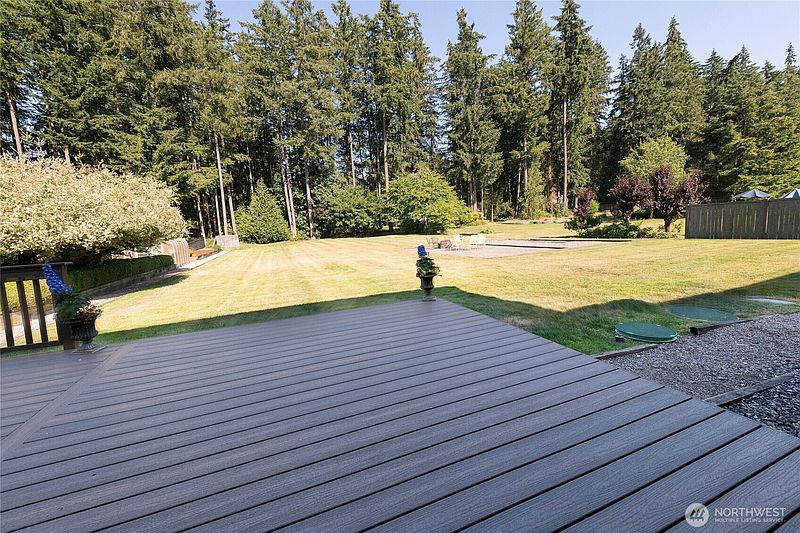 3rd image of 24412 214th Avenue SE