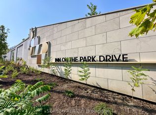 10 Inn On The Park Dr #2905, Toronto, ON M3C 0P9