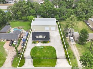 1903 Pinewoods Way, Spring, TX 77386