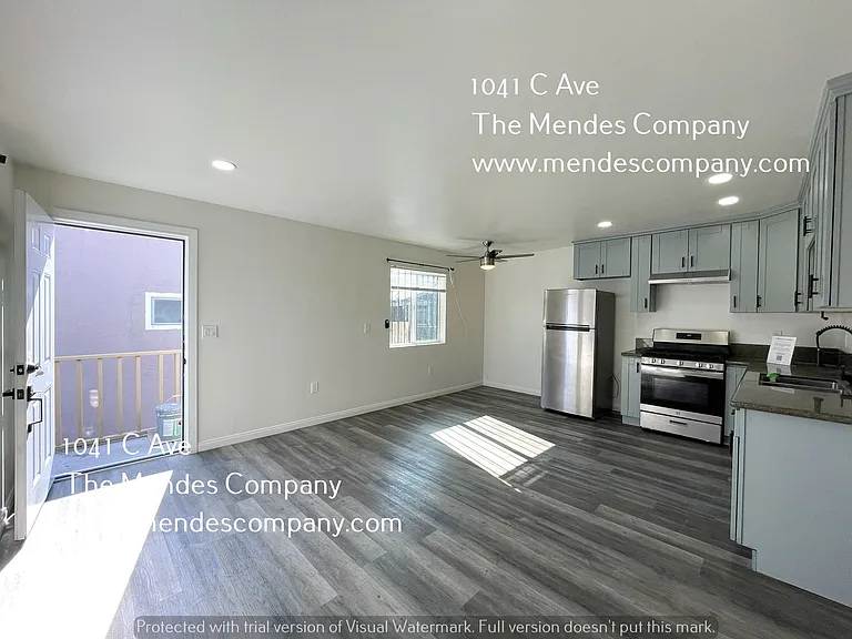 1041 C Ave — Photo 3