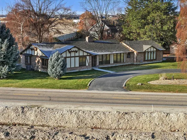 6283 Bud Ln, Star, ID 83669