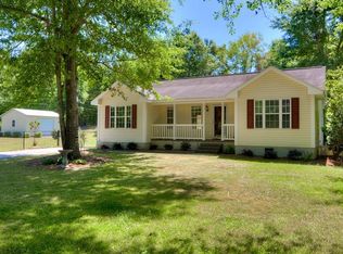 82 Baxter St, Williston, SC 29853