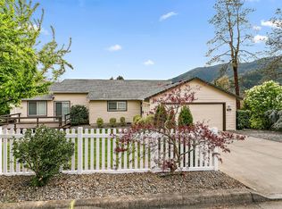 500 Cedar St, Rogue River, OR 97537