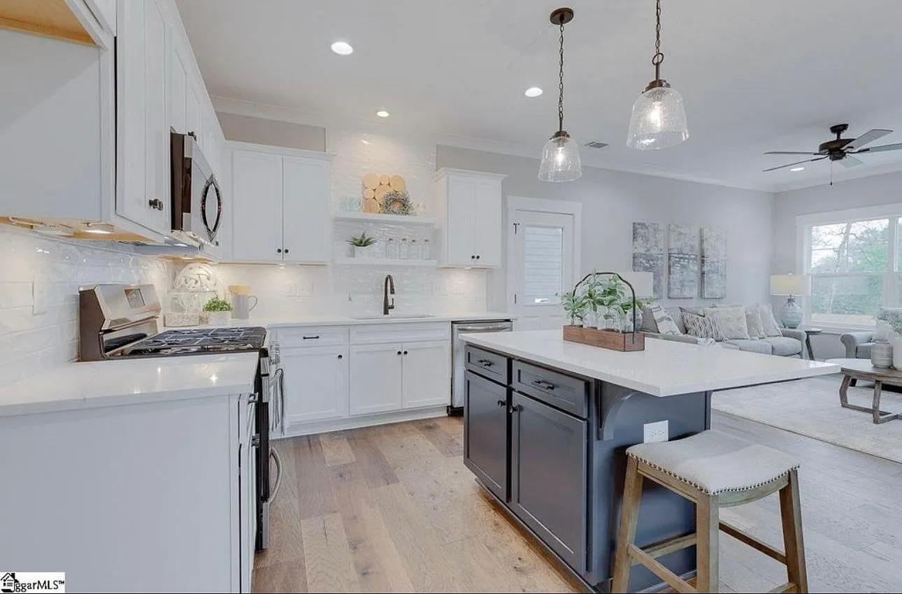 134 Lilia Hill Cir — Photo 2