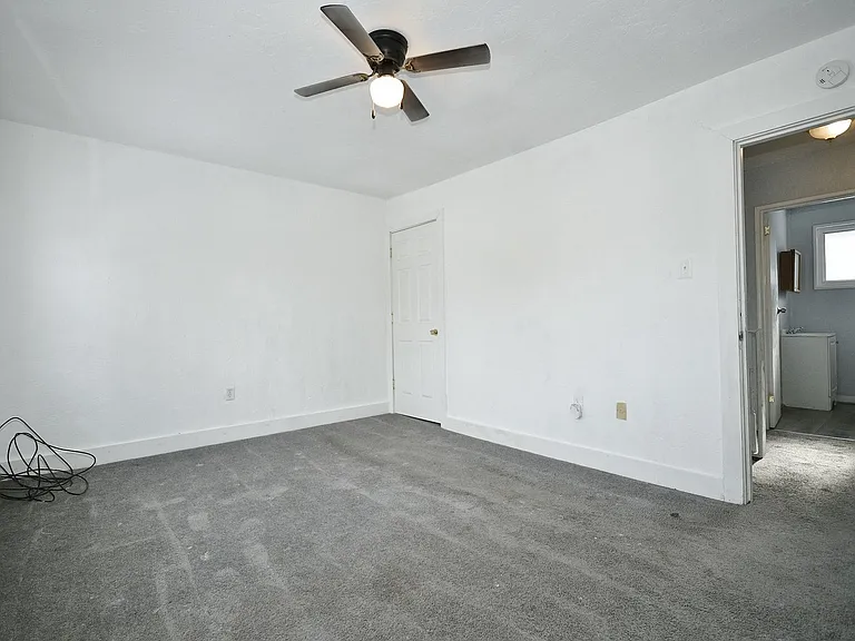 441 Ohio Ave — Photo 16