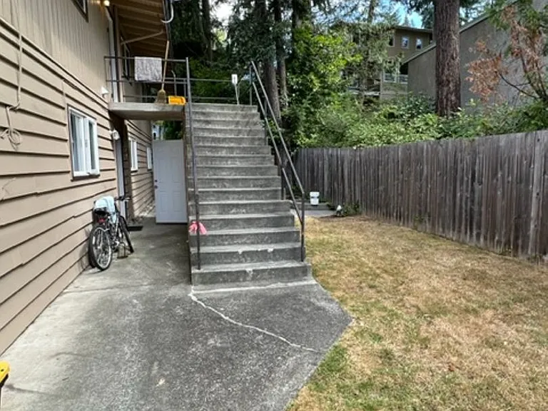 1108 Bellevue Way SE #2 — Photo 8