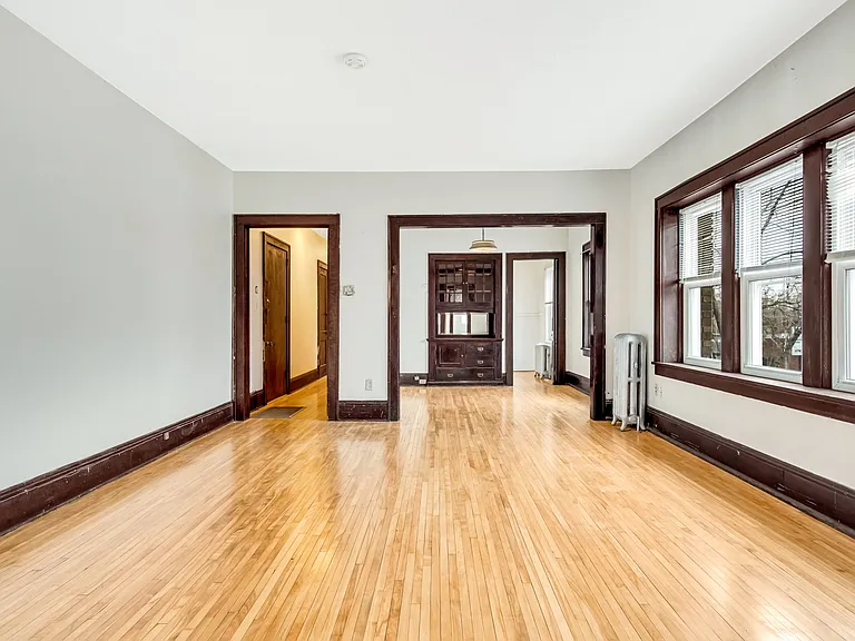 2107 Hennepin Ave #4 — Photo 11