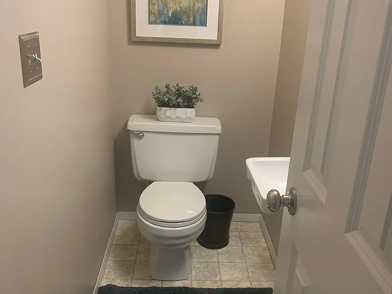 4324 Abbott Rd — Photo 17