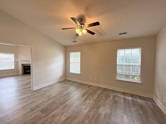 3rd image of 211 High Green Dr