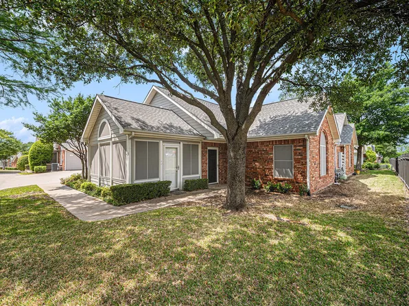 6132 Haley Ln, Fort Worth, TX 76132