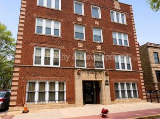 1050 W Dakin St #3C, Chicago, IL 60613