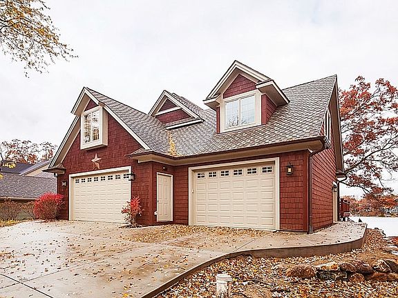 5th image of 7056 Colony Dr