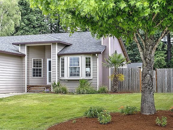 2nd image of 10411 NE 45th Ave
