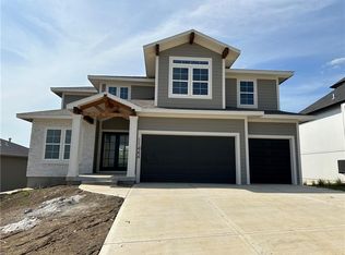 11444 S Violet St, Olathe, KS 66061