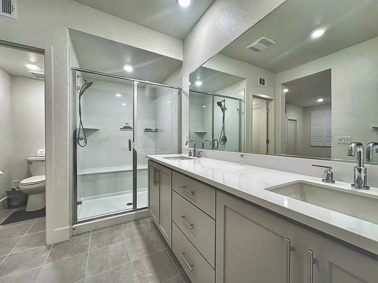 5565 Dublin Blvd — Photo 12