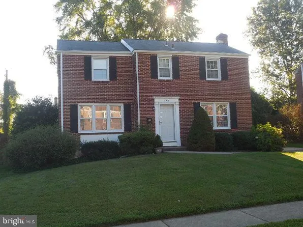 2209 Robin Rd, Wilmington, DE 19803