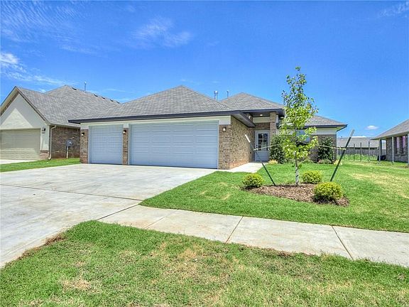 2nd image of 16712 Doyle Dr
