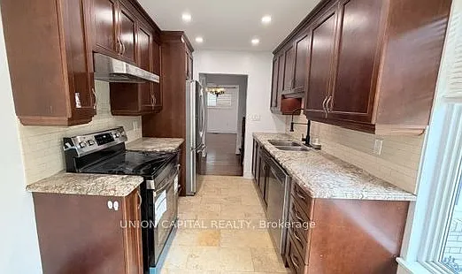 465 Hounslow Ave — Photo 19