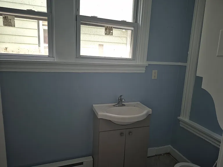 523 N 9th St #1 — Photo 2