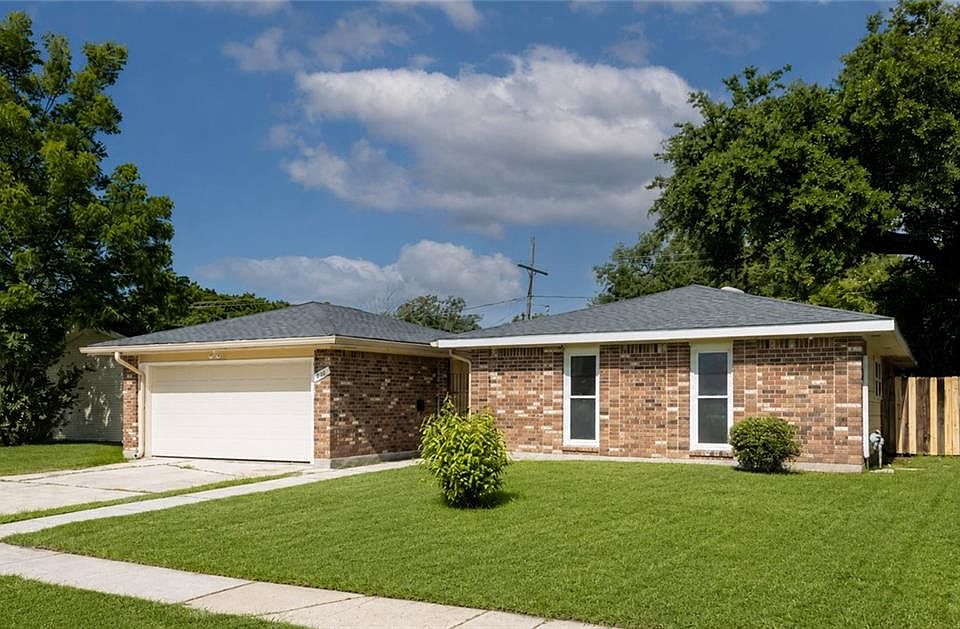 1st image of 332 Westmeade Dr